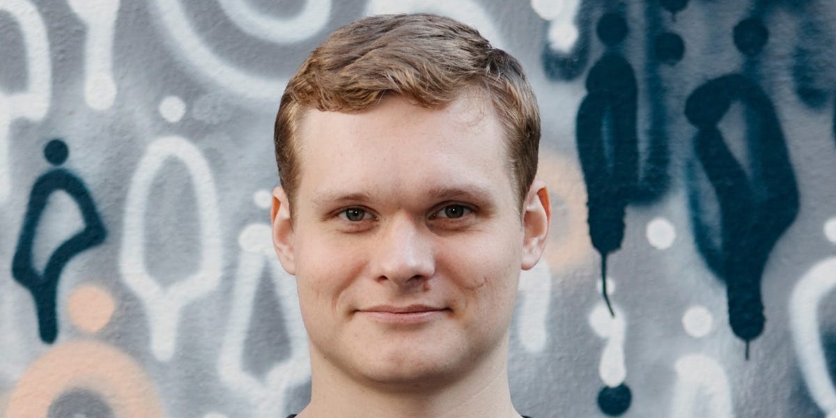 Illia Polosukhin with holographic AI agents representing his billionaire chief of staff setup